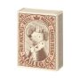Baby Mouse in matchbox rose Maïleg Maileg Ikaipaka jeux &