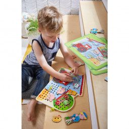 Jeu de laçage - A la ferme Haba Ikaipaka jeux & jouets Royan