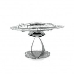 Star trek USS Enterprise NCC-1701-D MetalEarth Metal Earth