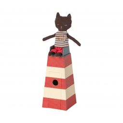 Sauveteur Tower with Cat Maïleg - IkaIpaka Royan